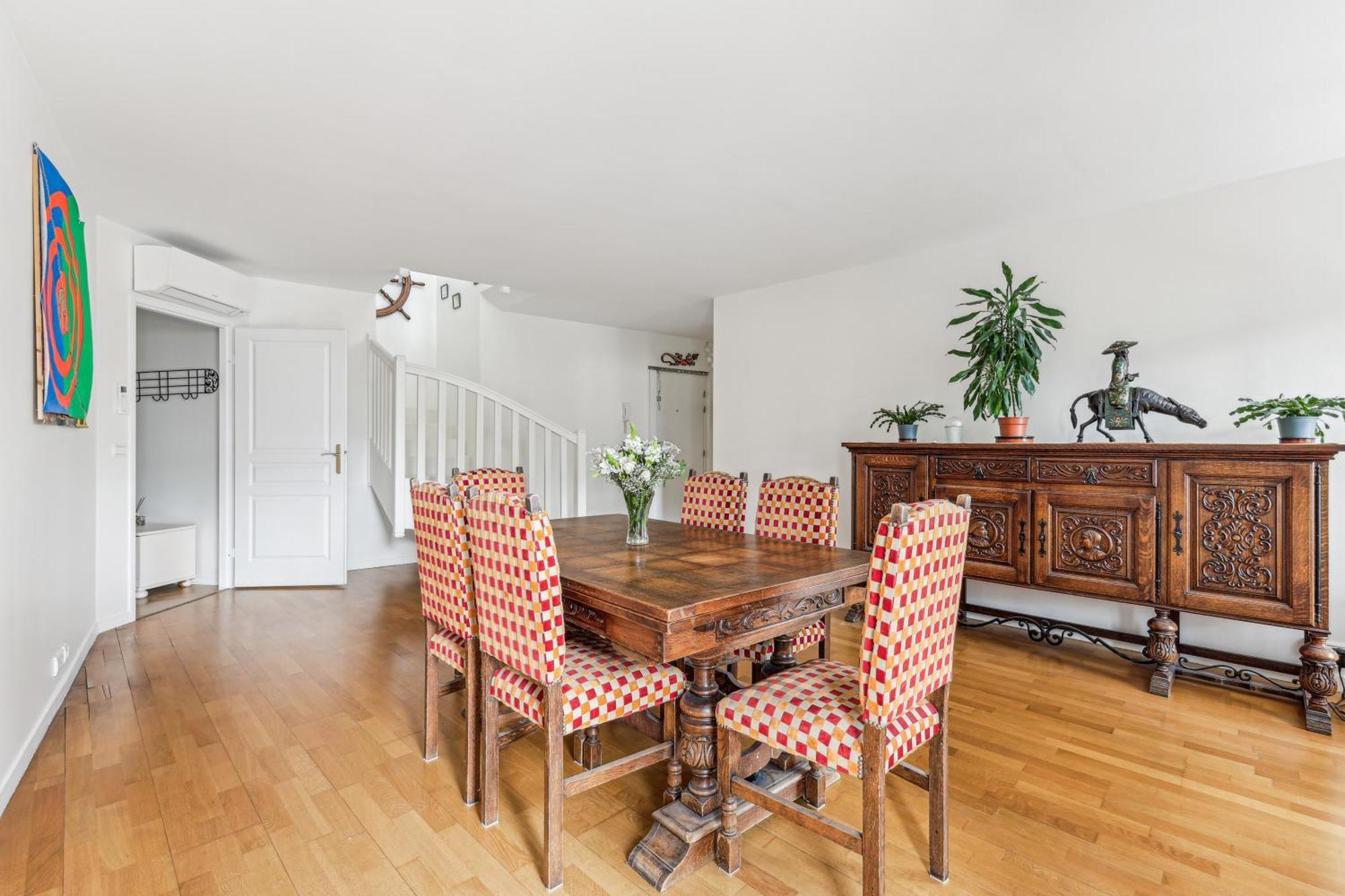 Apartment Duplex Dans Le Saint Lambert By Weekome